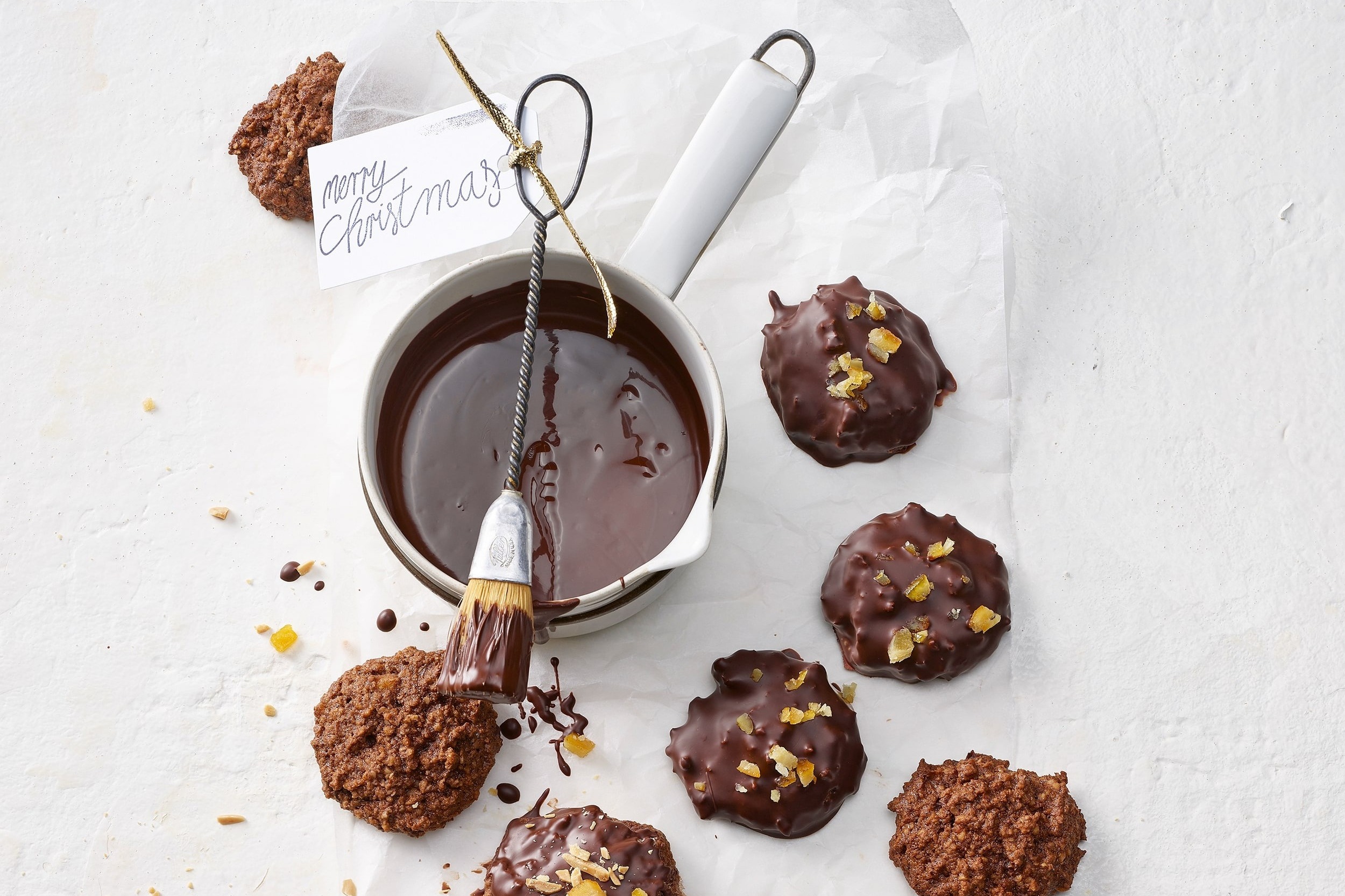 nuss-lebkuchen-mit-schokoladenguss-1220